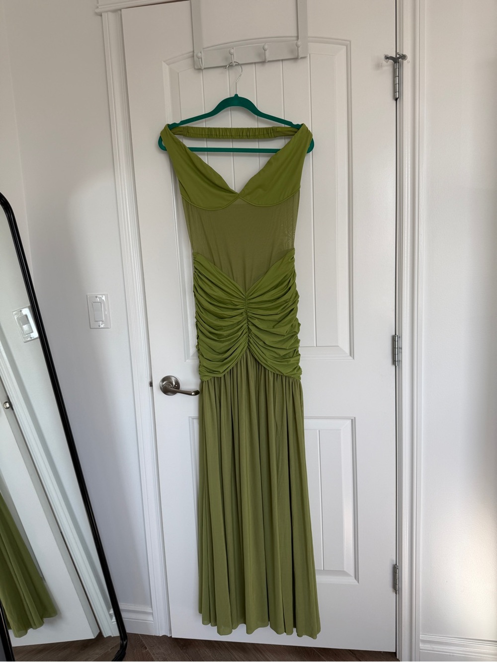 Off-Shoulder Olive Green Ruched Maxi Dress with High Slit - Picture 4 of 5